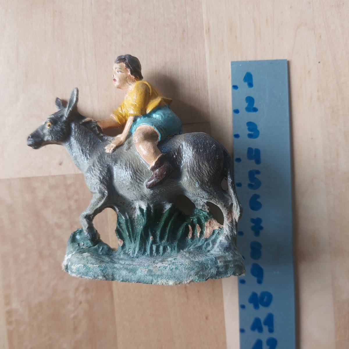 FADEDA 2 x bue e asini in piedi/altezza: 17 cm/dipinti a mano/statuette fedeli ai dettagli, decorazione da tavolo di Natale accessori presepe