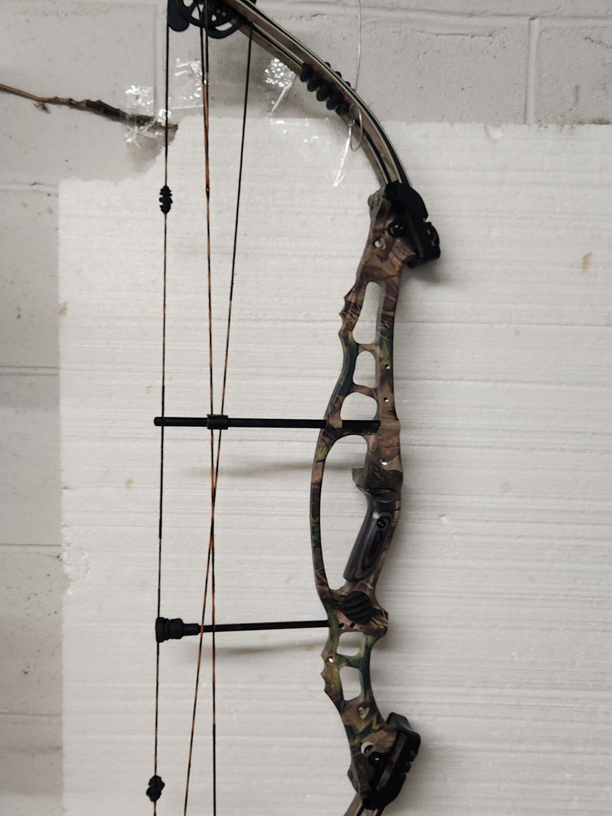Hoyt 38 Pro Xt 2000 Compound Bow 7080 Cam & 1/2 Vintage 2007 NOS