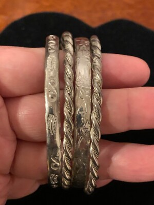 Vintage 4 Stück Sterling Silber 925 Armreif Armbänder Blumenprints und gedreht