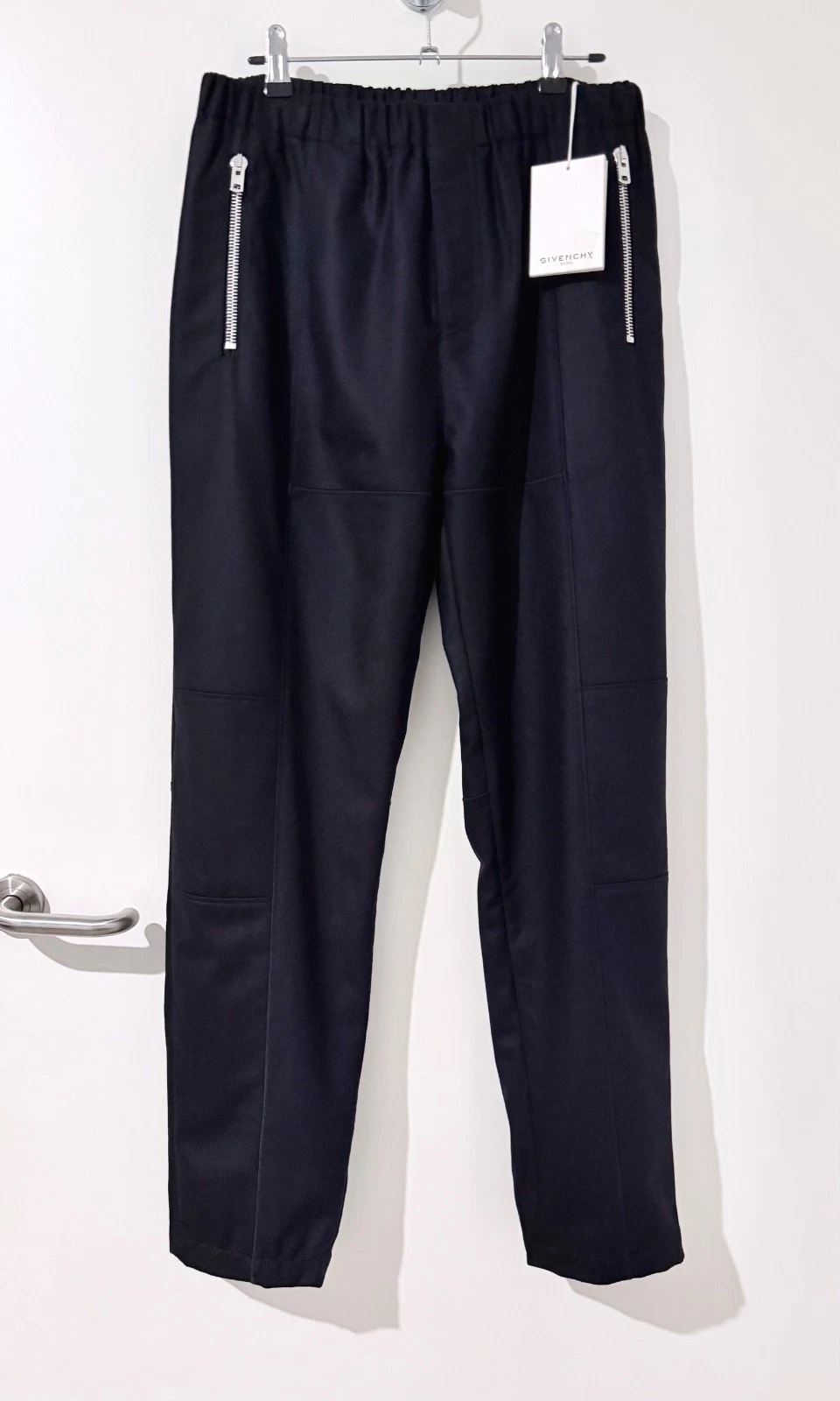 100% Authentic W/Tag Givenchy Wool Black Pants Trousers Size: US 32 / EU 48
Opens in a new window or