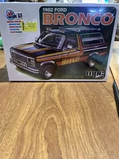 MPC 1:25 1982 Ford Bronco Plastic Model Kit Skill 2
