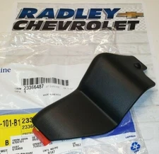 23366487 NEW GM OEM RIGHT REAR BED PROTECTOR CHEVROLET GMC CADILLAC B58