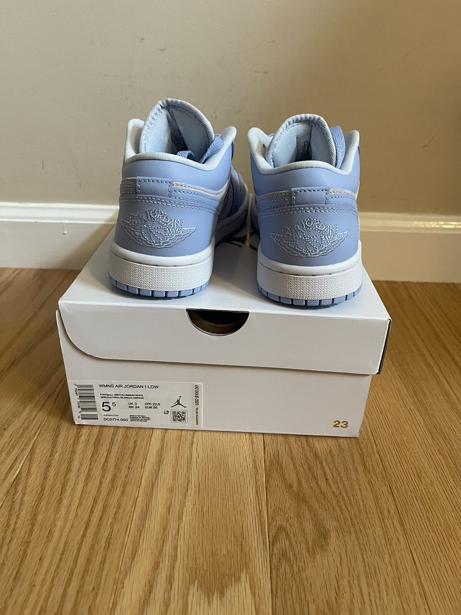 Nike Air Jordan 1 Low Football Grey Aluminum Size 5.5W / 4M Nike Air Jordan 1 Low Football Grey Aluminum Size 5.5W / 4M