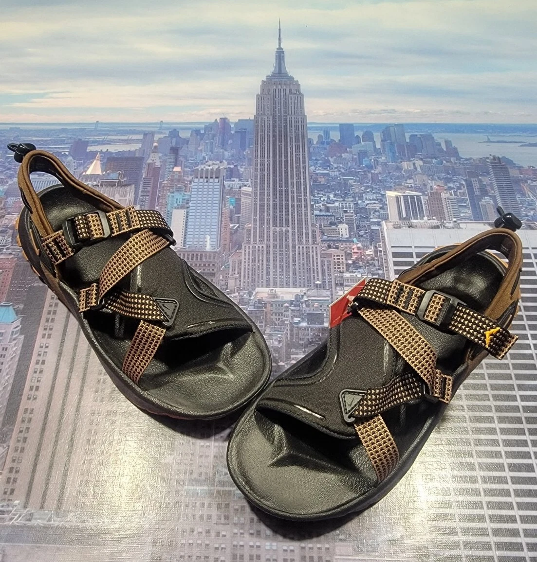 Nike rainbow deals sandals