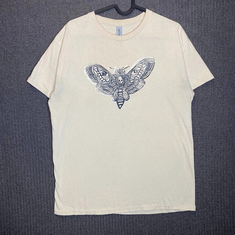 Gildan Heavy Cotton T-Shirt Medium White Ivory Death Moth Graphic Print-image