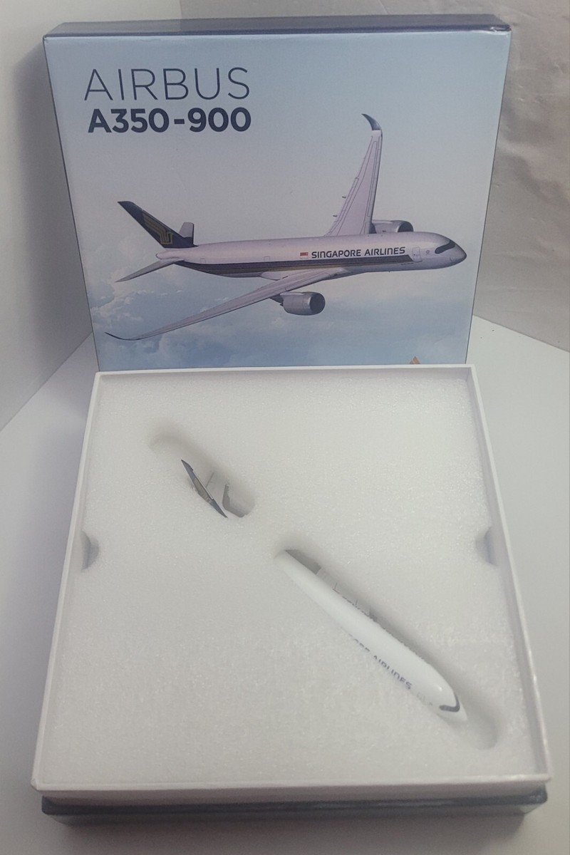Singapore Airlines A350-900 model scale 1:400 Open Box | eBay Singapore Airlines A350-900 model scale 1:400 Open Box | eBay