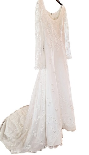 Vestido de Boda Alfred Angelo Mangas Largas Estilo Watabe RN 24766 - Imagen 2 de 12