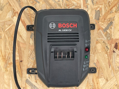 Wandhalterung für Bosch AL 1830 CV Akku Ladegerät, Halterung inklusive Schrauben