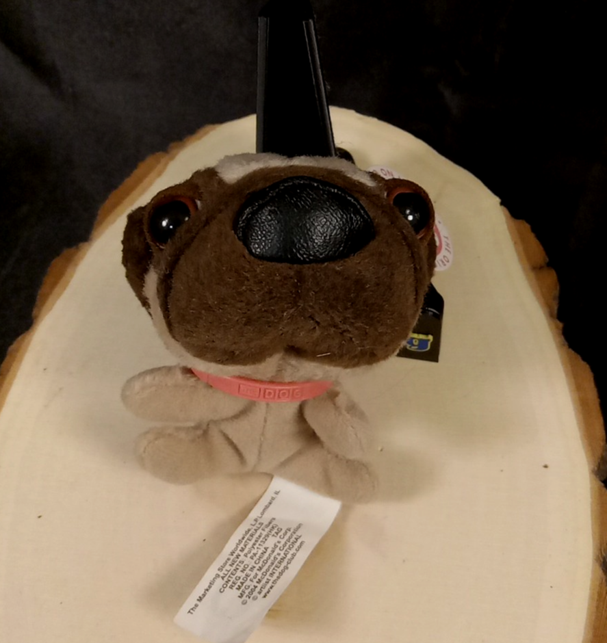 The Dog Artlist Collection Pug McDonald's 2004 Happy Meal Mini