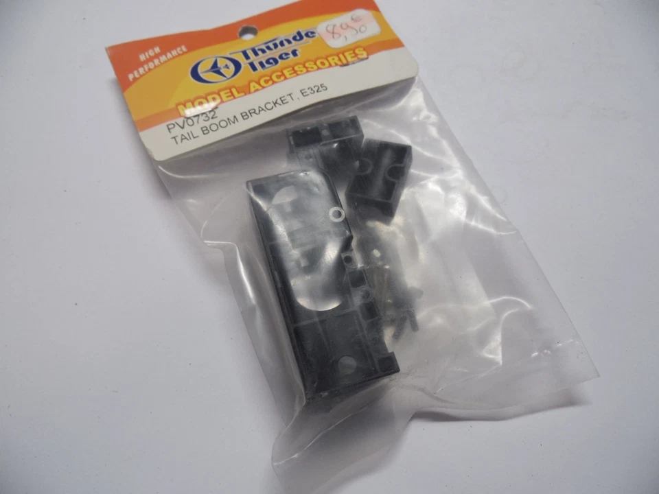 THUNDER TIGER PV0732 Tail Boom Bracket E325 - Photo 1/1