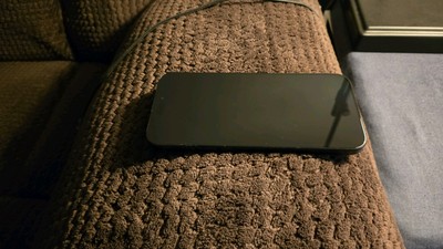 I Phone 16 Max Pro ( At&t)