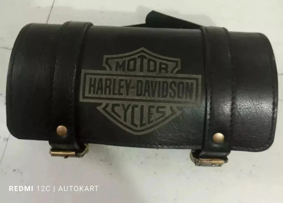 СУМКА ДЛЯ ИНСТРУМЕНТОВ ИЗ ЧИСТОЙ КОЖИ С ГРАВИРОВКОЙ ПОДХОДИТ ДЛЯ МОТОЦИКЛА HARLEY DAVIDSON ЧЕРНОГО ЦВЕТА - Изображение 2 из 4