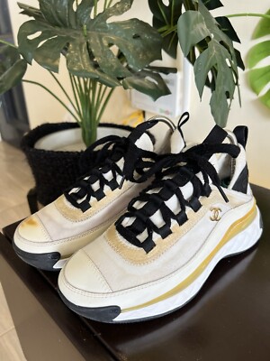 Baskets CHANEL daim veau velours gros grain CC EU 36 || US 5,5