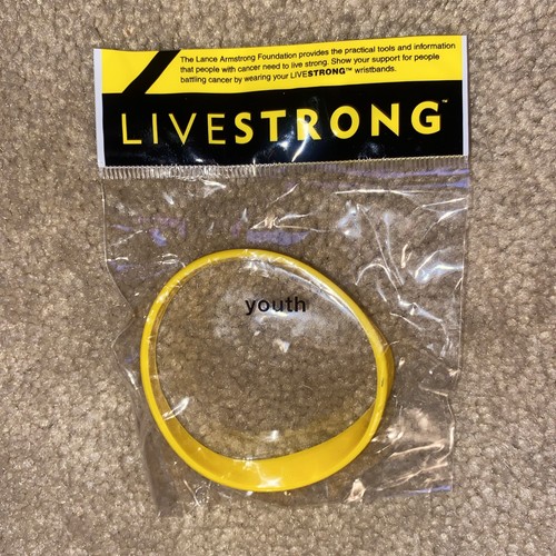LIVESTRONG Yellow Bracelet Wristband Lance Armstrong Support Cancer
