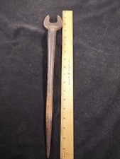 Vintage Armstrong Spud Wrench No 907 - 1 1/16 Made in USA. Hardened.