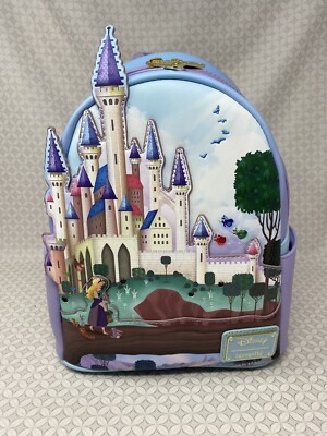 Loungefly Disney Sleeping Beauty Castle Mini Backpack Aurora  display picture 3