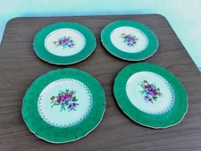 STEUBENVILLE ( LOT OF 4 ) DINNER PLATES # 2001 GREEN & GOLD FLORAL MOTIF