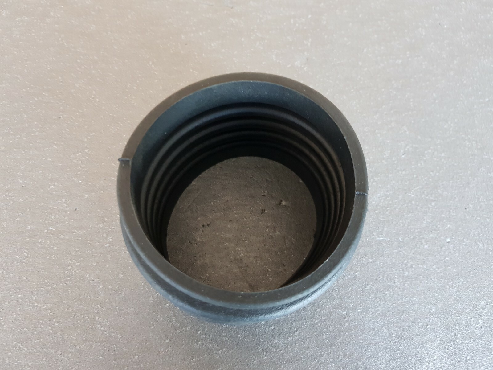 Genuine Mercedes M102 M115 Engine Air Intake boot rubber 