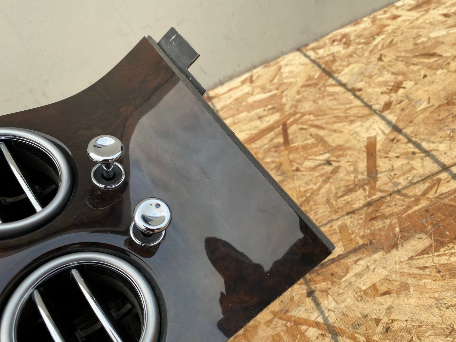 Bentley Continental GT 2012-2015 REAR Trim molding