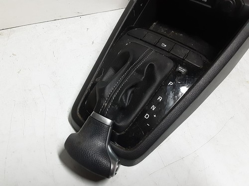 KIA RIO CONSOLE YB, 12/16- 16 17 18 19 20 21 22 - Picture 2 of 5
