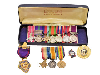 British Army Medal Group WW1 WW2 GSM Malaya Palestine Medal Bar Badge Lot RARE
