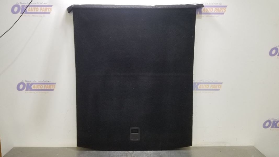 19 2019 MASERATI LEVANTE OEM TRUNK BOARD CARGO COVER 06700855040