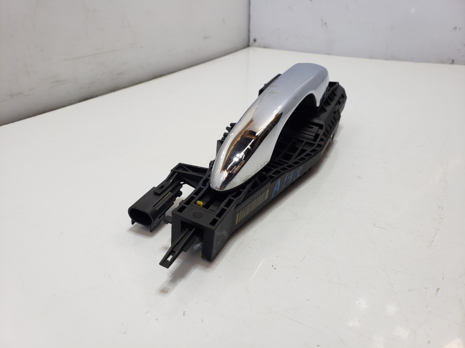✅ 2014-2019 OEM Maserati Ghibli Rear Right Passenger Side Exterior Door Handle