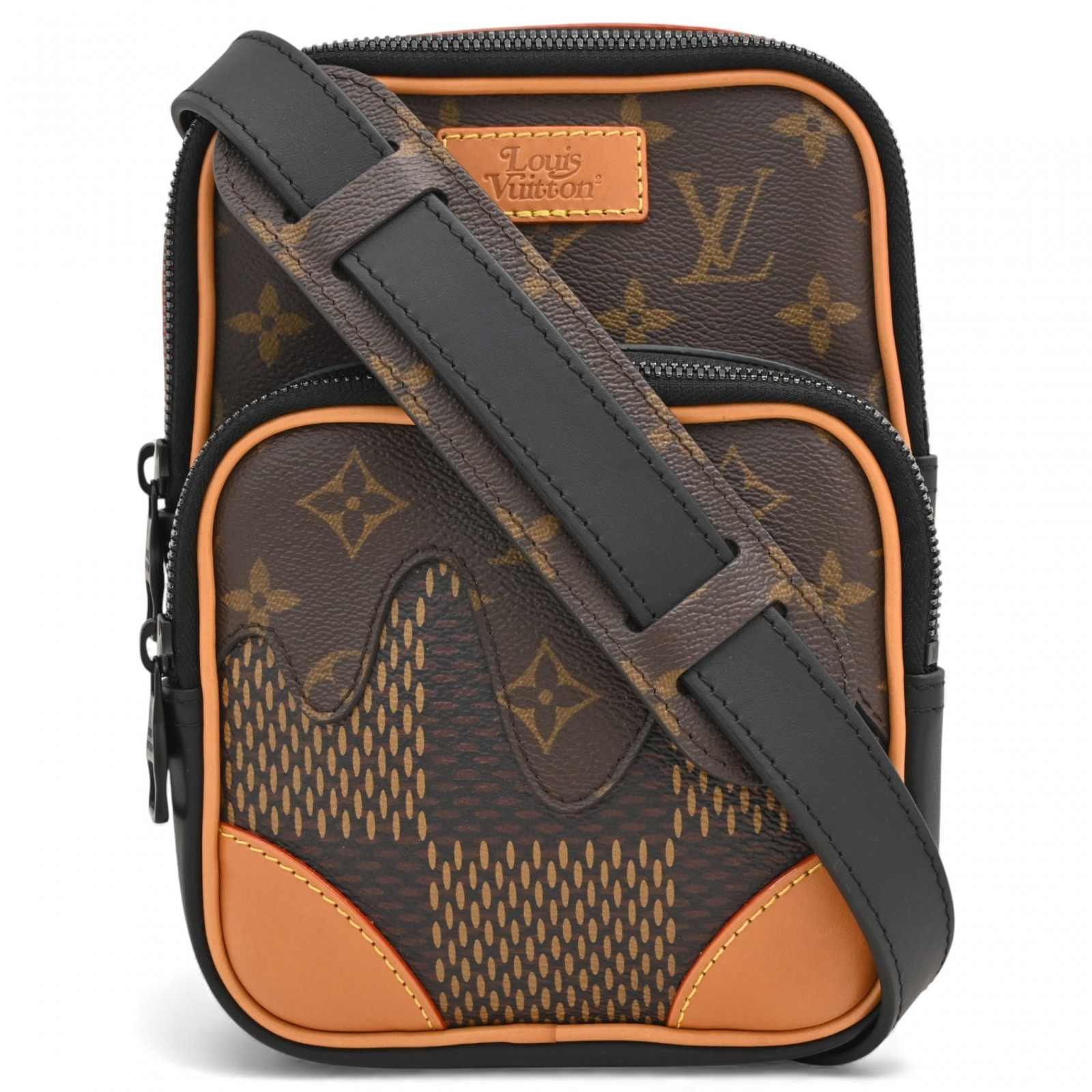 Auth LOUIS VUITTON Damier Giant Amazon Sling Bag NIGO Collaboration lv15149cc