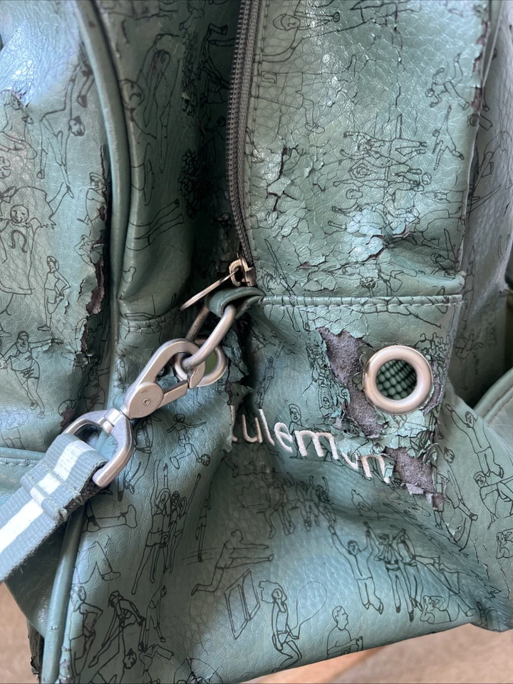 LULULEMON Vintage Y2K Women's Gym Bag Work Bag Pre Owned - Image 3 of 4