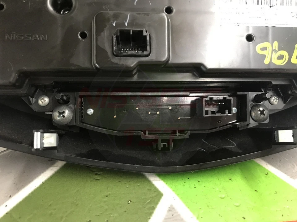 Nissan X-Trail T32 2016 panel de control de calefacción 2013-2017 275004EA0A Foto 3 de 4