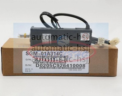 ONE Yaskawa servo motor 100w motor SGM-01A314C New