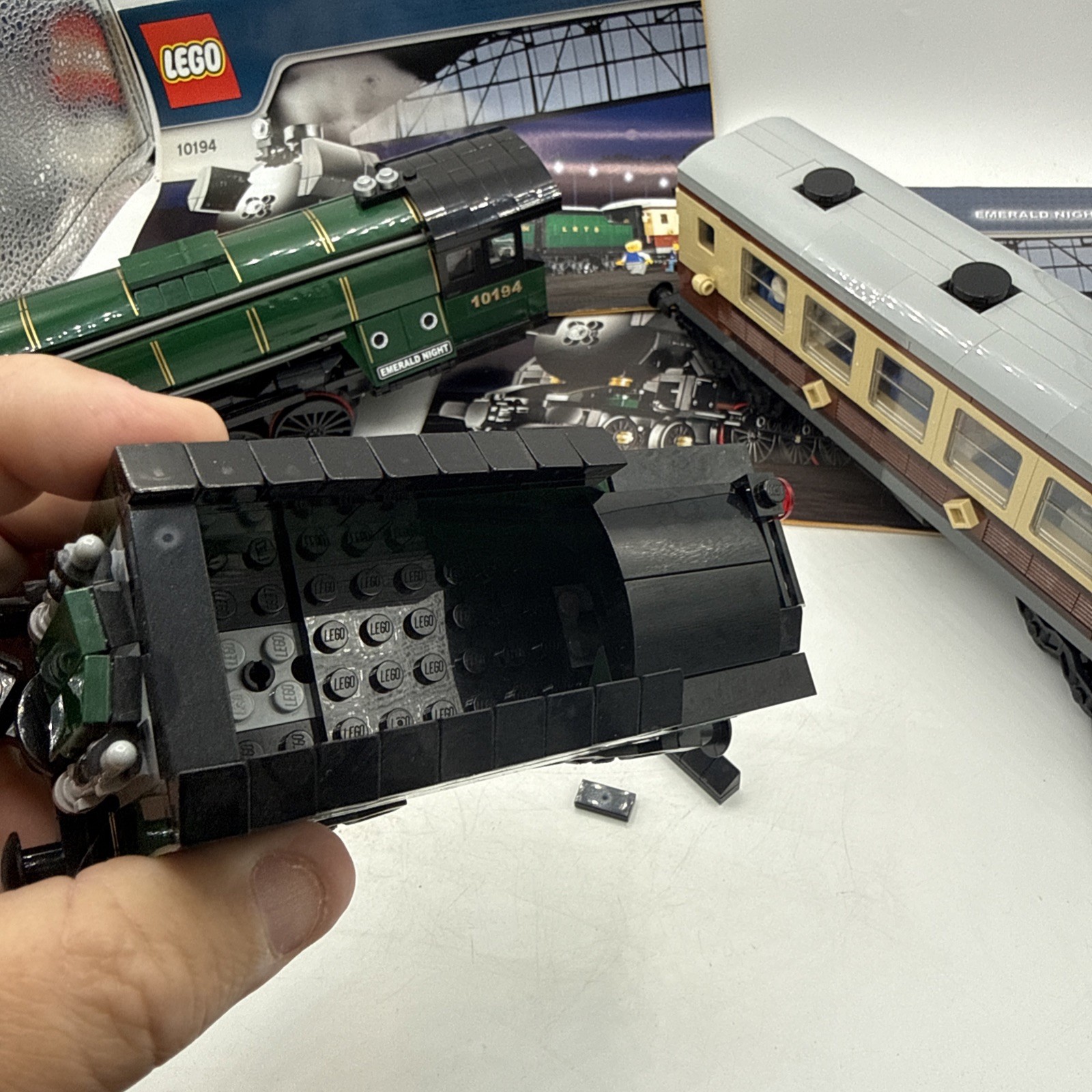 LEGO Creator Expert Smaragd-Nachtzug (Emerald Night) 10194 – Bild 6