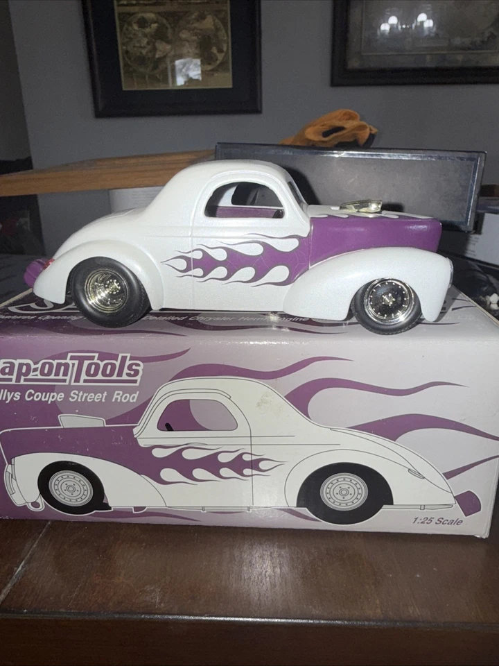 New 1:25 1941 Willys Coupe Street Rod Snap-On Tools. SpecCast # 94012. (F2) - Image 3 of 3