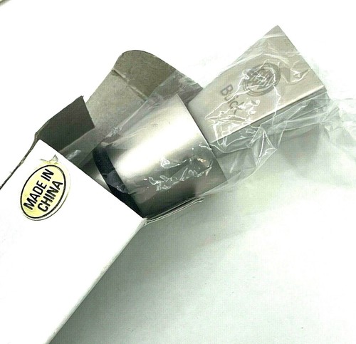 Lot of 6 BUICK Emblem Wine Stoppers Silver Metal Advertising NEW in Box Auto - Picture 4 of 6