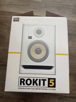 KRK RP5G5 ROKIT 5 Generation Five 5" Powered Studio Monitor White G5