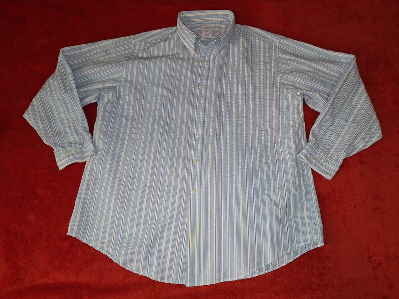 BROOKS BROTHERS    CLASSIC  MENS XL     BLUE  STRIPED     SHIRT