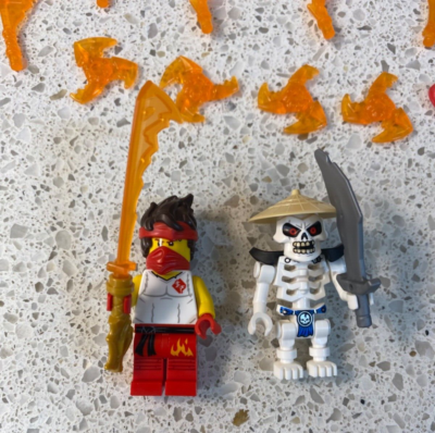 Retired LEGO Ninjago White Shirt Kai & Skulkin Minifigures 71730 +