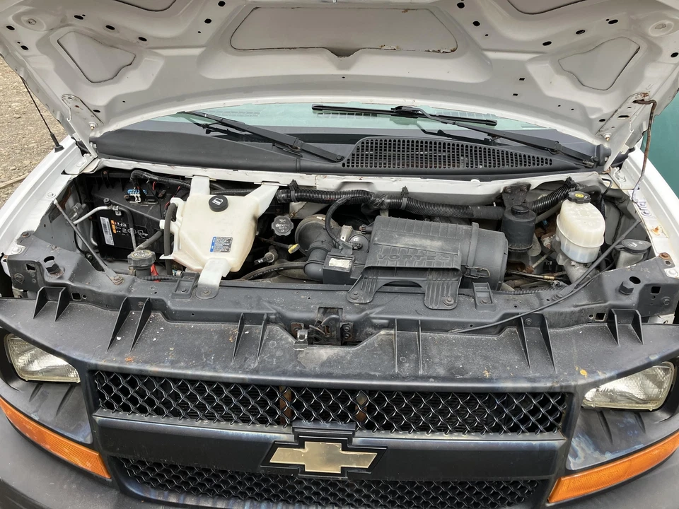 Motor de soprador dianteiro 13 CHEVY EXPRESS 3500 - Imagem 3 de 4