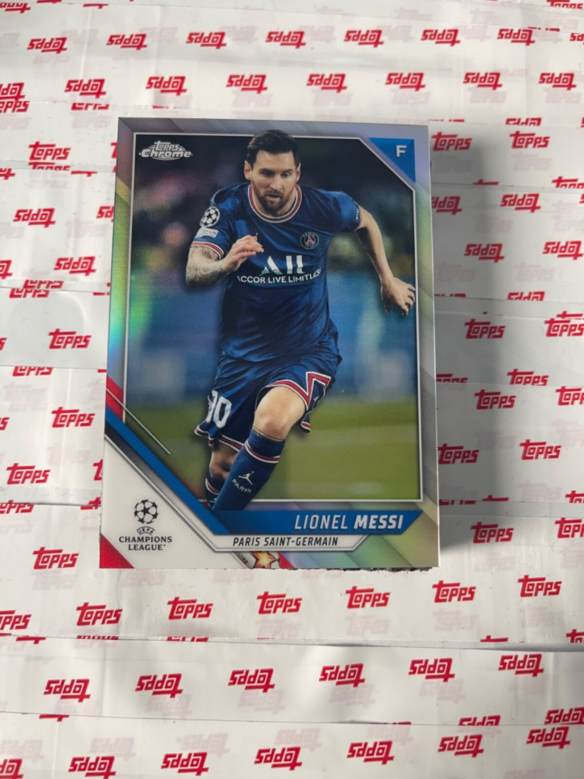 2021-2022 Topps Chrome UEFA Champions League Lionel Messi Refractor #100