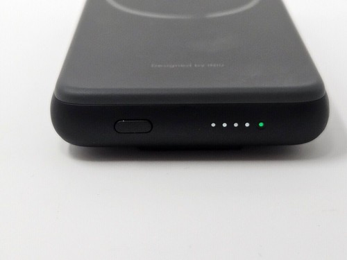 INIU Power Bank BI-B7 MagPro Slim 6000mAh Magnetic Wireless Boxed With Accessori - 第 23/24 張圖片
