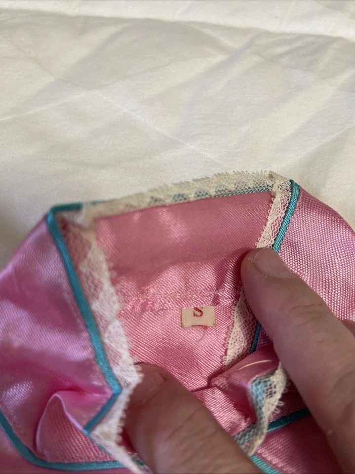 Винтажный японский тонкий вышитый азиатский розовый шелковый детский набор кимоно 1940-х годов размер S - Изображение 4 из 4