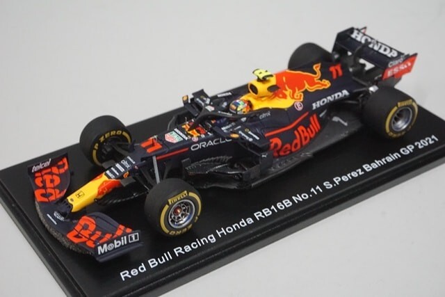 1:43 Spark SCS214 Suzuka Circuit Red Bull Racing Honda RB16B
