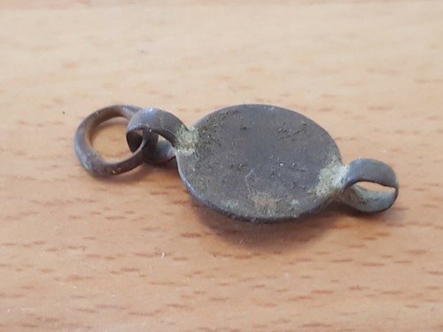 Post Medieval copper alloy pendant linkage part. Please read description. L162g