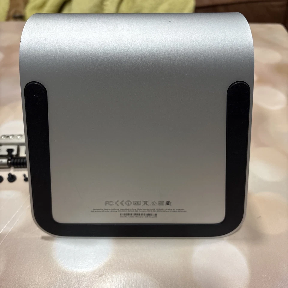 Apple iMac A1418 21.5" SOPORTE BASE PIERNA 2012-2017, TORNILLOS DE TRACCIÓN ORIGINALES Y BISAGRA Foto 3 de 4