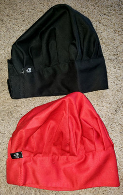2 CHEF HATS COOK BAKER RED BLACK ONE SIZE FITS MOST super condition! clean!