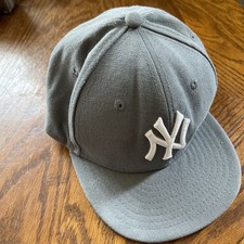 New York Yankees Kids Baseball Cap 6 1/2 Used