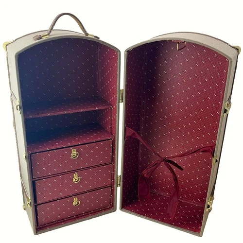 American Girl Samantha Steamer Trunk Wardrobe Closet Pleasant Company 1990s EUC