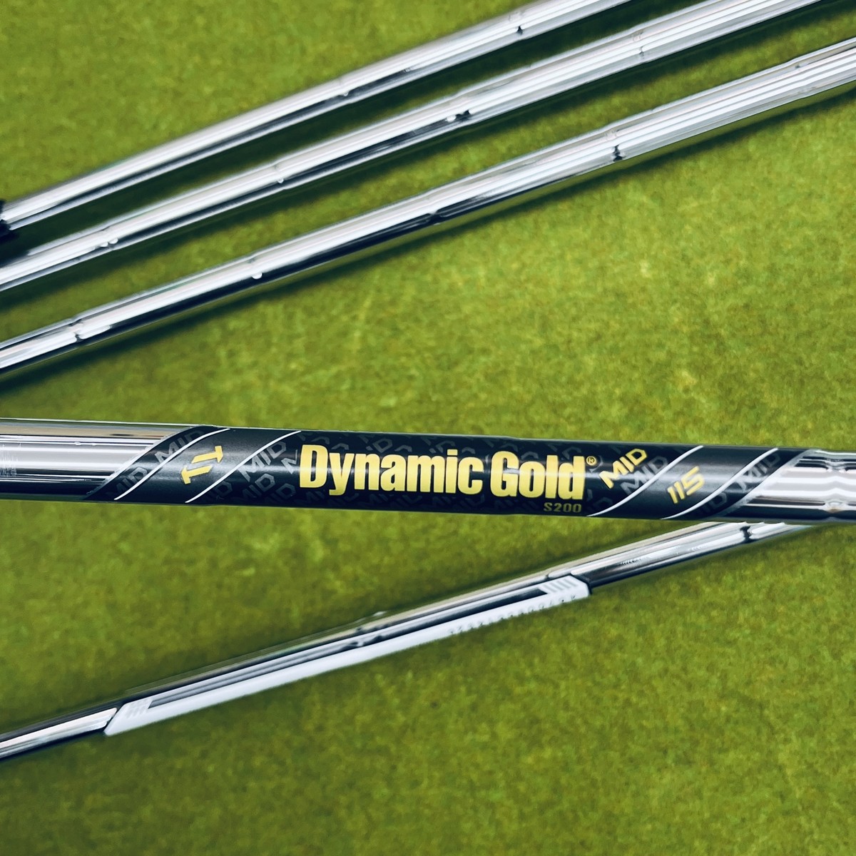 TaylorMade P7CB 2024 Iron Set 6-9+PW Dynamic Gold MID 115 TaylorMade P7CB 2024 Iron Set 6-9+PW Dynamic Gold MID 115