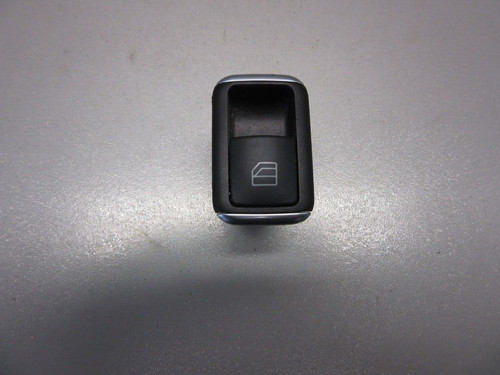 MERCEDES B-Klasse W246 Fensterheber Schalter vorne rechts Bj.2016 (309)