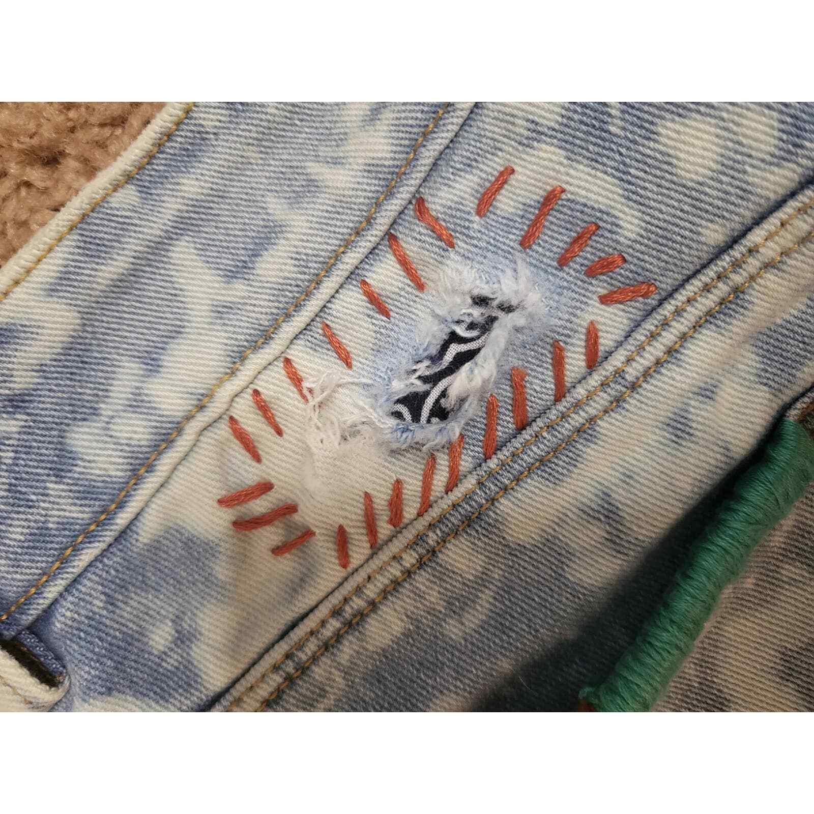 Picture 6 of 11